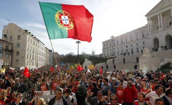 Afirmar a soberania, defender os interesses do país!