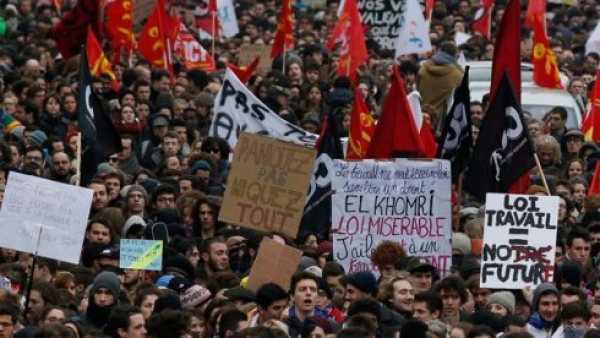 França: ampliar e fortalecer a mobilização para derrotar o governo e sua lei