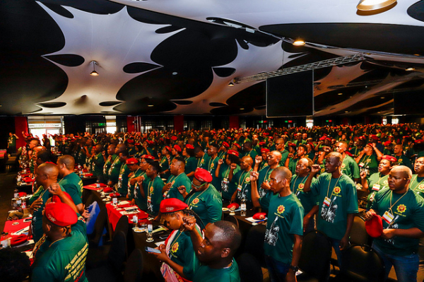 Partido Socialista Revolucionário dos Trabalhadores é lançado na África do Sul