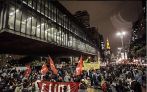 Milhares se manifestam no Masp