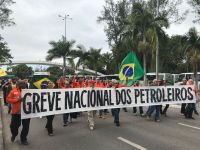 Greve de petroleiros e manifestações populares pedem diminuição do preço dos combustíveis