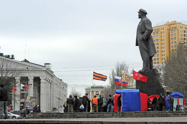 Líder de Donetsk anuncia criação de novo Estado