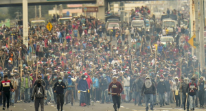 Rebeliom popular no Equador força o governo a fugir da capital