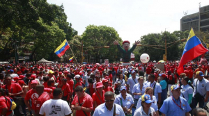 Manifestação anti-imperialista em Caracas nesta terça (28) contra a OEA