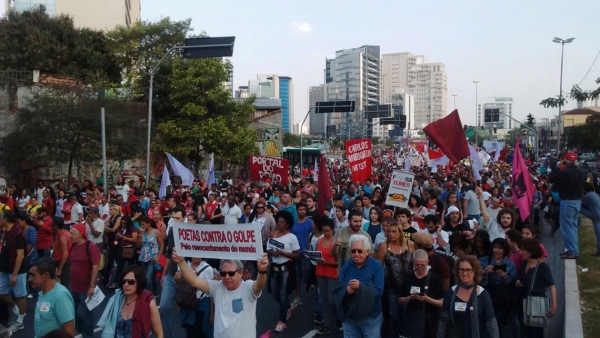 Atos pelo Fora Temer ocorreram nesse domingo