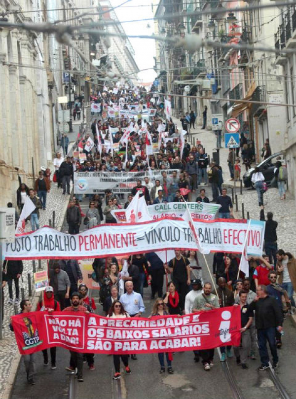 Juventude trabalhadora portuguesa exige em Lisboa o fim da precariedade e dos baixos salários