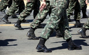 O perigo da intervenção militar é real e não existe democracia “consolidada” no Brasil, diz pesquisadora francesa