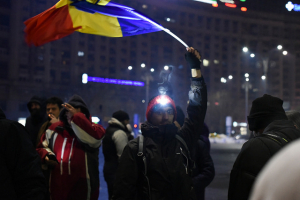 Manifestantes serviriam como &quot;massa de manobra&quot; para interesses de empresas estrangeiras