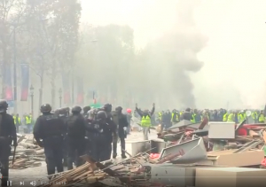 A mobilização dos &quot;coletes amarelos&quot; – nova etapa das lutas em França