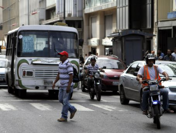 Dia normal em Caracas, nesta quarta-feira (26)