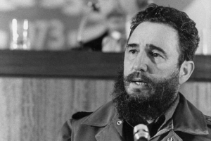 Fidel Castro vira nome de praça em Moscou