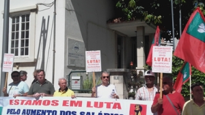 Trabalhadoras do Clube Praia da Oura conquistam aumentos