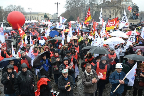 Apesar de ameaças, sindicato francês diz que manterá protestos contra reforma trabalhista