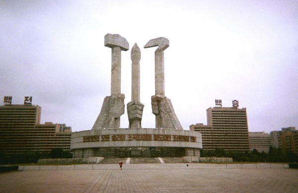 Especialistas explicam a política de Pyongyang em relação à desnuclearização e a possibilidade de uma abertura do país para o mundo.