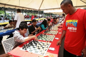 Simultânea de xadrez auspiciada pelo ministério de esporte (5 mil tabuleiros em jogo) em Pdvsa La Estancia, Maracaibo. 