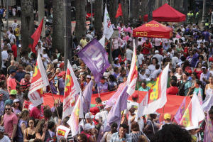 Frente Popular sem “frente popular”?