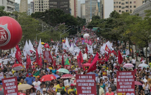 50 mil em Curitiba