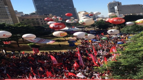 Primeiro de Maio, convocado pela CUT e a Frente Brasil Popular, na cidade de São Paulo