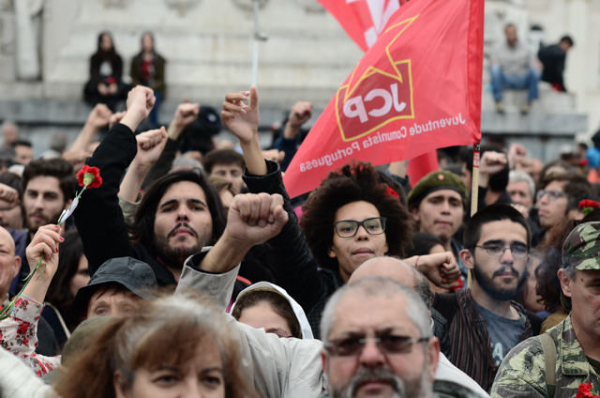 1º de Maio: &#039;A Internacional&#039; nas versões da Galiza, Portugal e Brasil