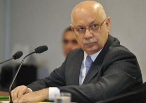 Ministro brasileiro do Supremo Tribunal Federal, Teori Zavascki, morre em queda de avião em Paraty
