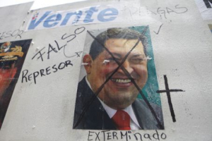 &quot;Muro da vergonha&quot;, organizado pelo partido de extrema-direita Vente. Chávez é descrito como &quot;exterminado&quot; e Maduro, &quot;próximo a exterminar&quot;